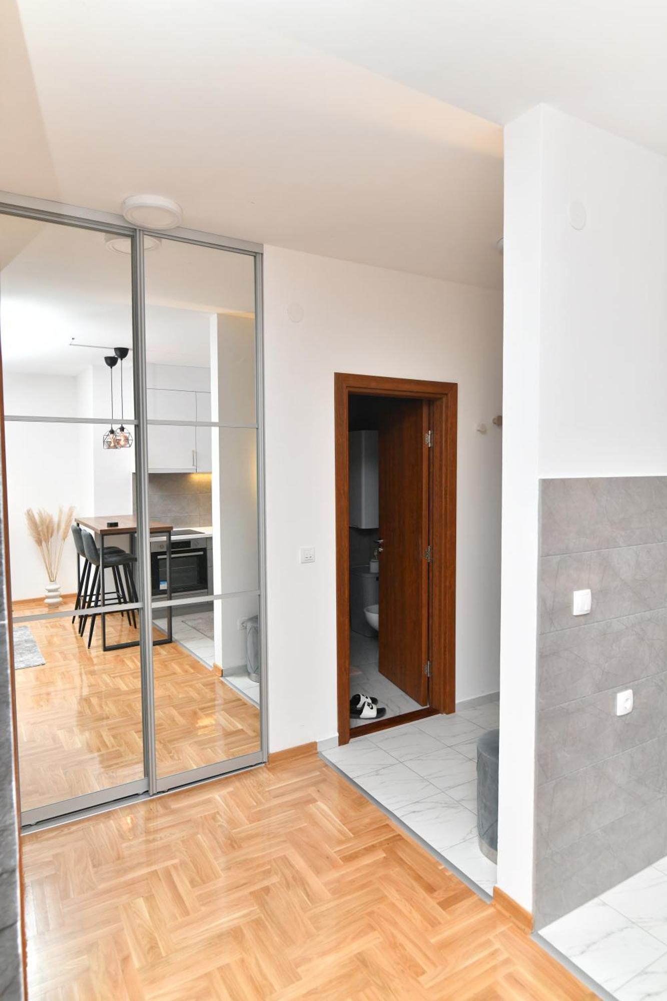 Dina Apartment *