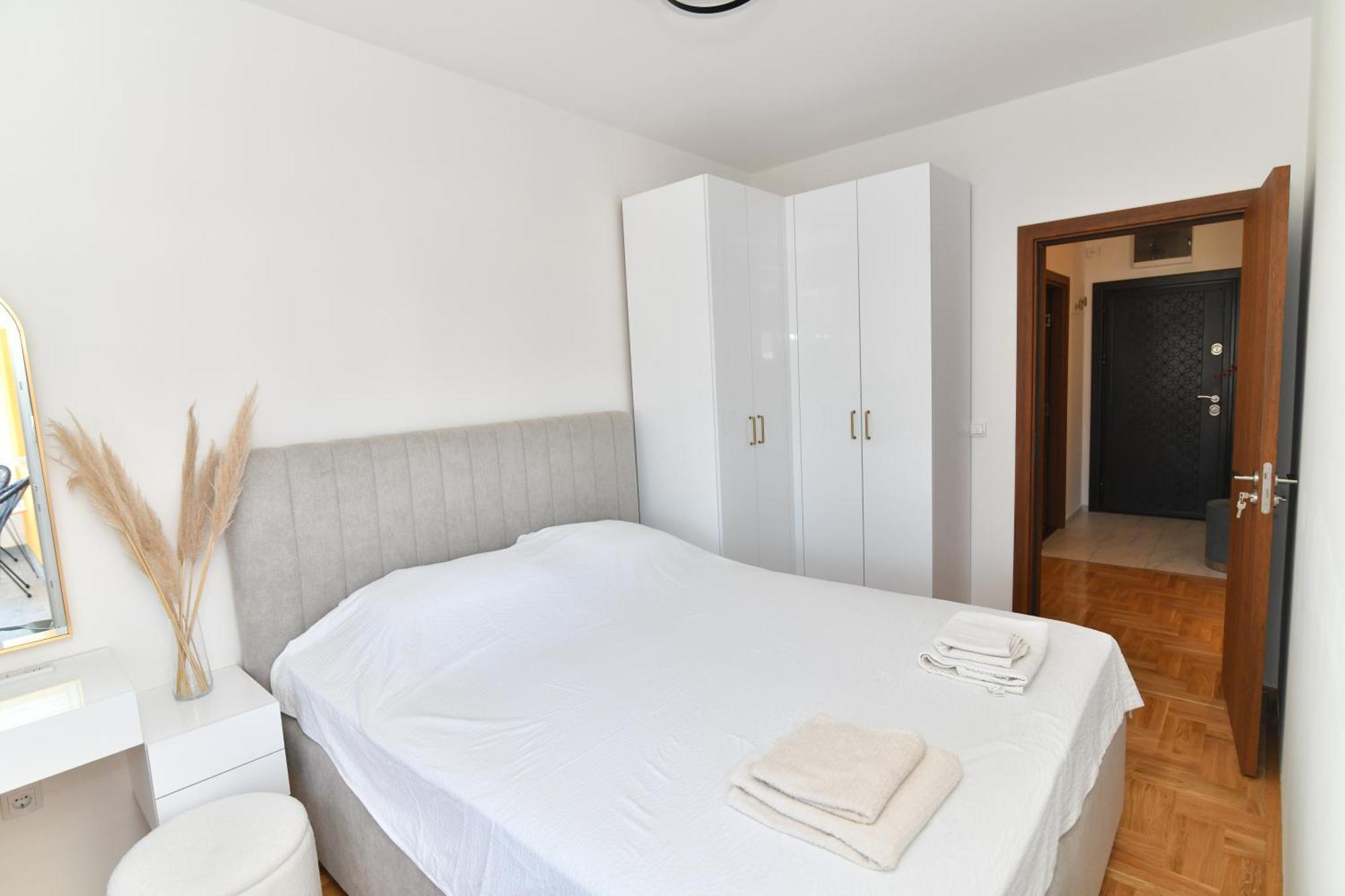 Dina Apartment